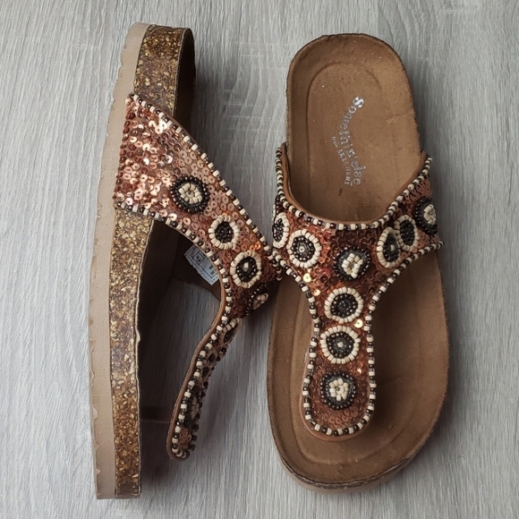 Somethin' Else by Skechers Beaded Flip Flop Sz 9 - Picture 3 of 7